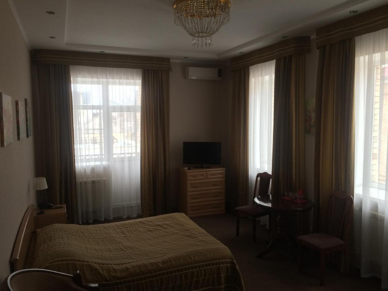 Altyn Adam Hotel Pavlodar Exterior foto